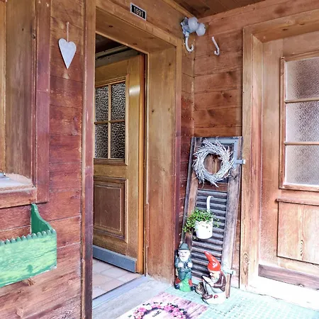 Reinisch By Interhome Daire Frutigen